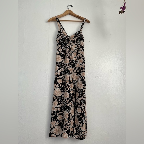 Abercrombie & Fitch | Floral Midi Dress - Picture 5 of 9
